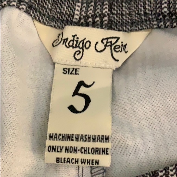 Indigo Rein dress pants with cuffs and stripes - Picture 2 of 4